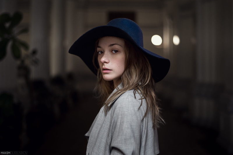 1080P, hat, freckles, Olga Kobzar, women, Maxim Guselnikov, blonde, long hair