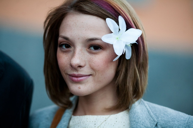 720P, one person, close-up, headshot, long hair, front view, hair, beautiful woman, teenager, women, olga kobzar freckles looking at viewer women face flower in hair