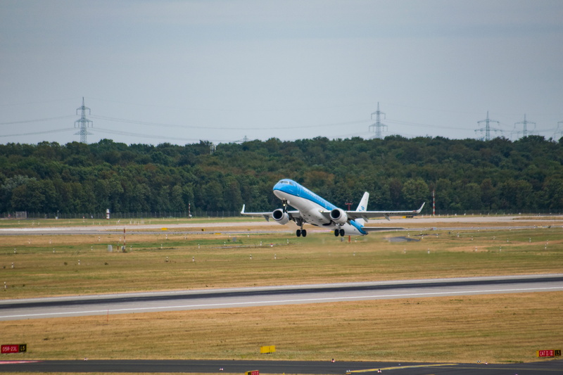 travel, germany, airport, motion, fly, electricity, düsseldorf, power supply, environment, on the move, no people, flying, aerospace industry, air vehicle