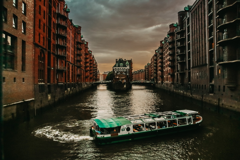 building, no people, built structure, day, nature, waterfront, 5K, ship, hansestadt, mode of transportation, transportation, cloud - sky, architecture