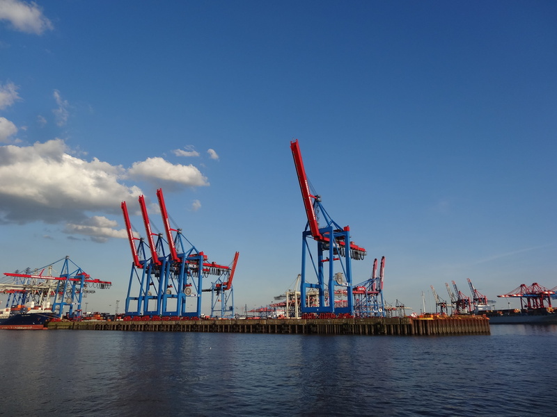 freight transportation, commercial dock, mode of transportation, shipping, sky, outdoors, architecture, industry, construction equipment, water, machinery