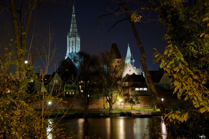 night, travel destinations, city, reflection, lake, ulmer mnster, spire, 4K, tourism, skyscraper, tree, building, built structure, illuminated, sky, no people