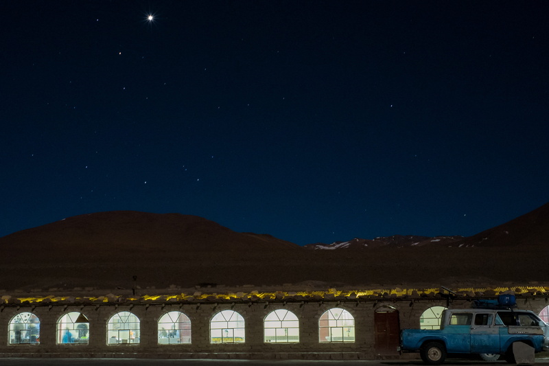 mountain, étoiles, illuminated, nightsession, blue, ancient, 4x4, desert, star - space, architecture, building, nature, building exterior, bolivia, architectural column