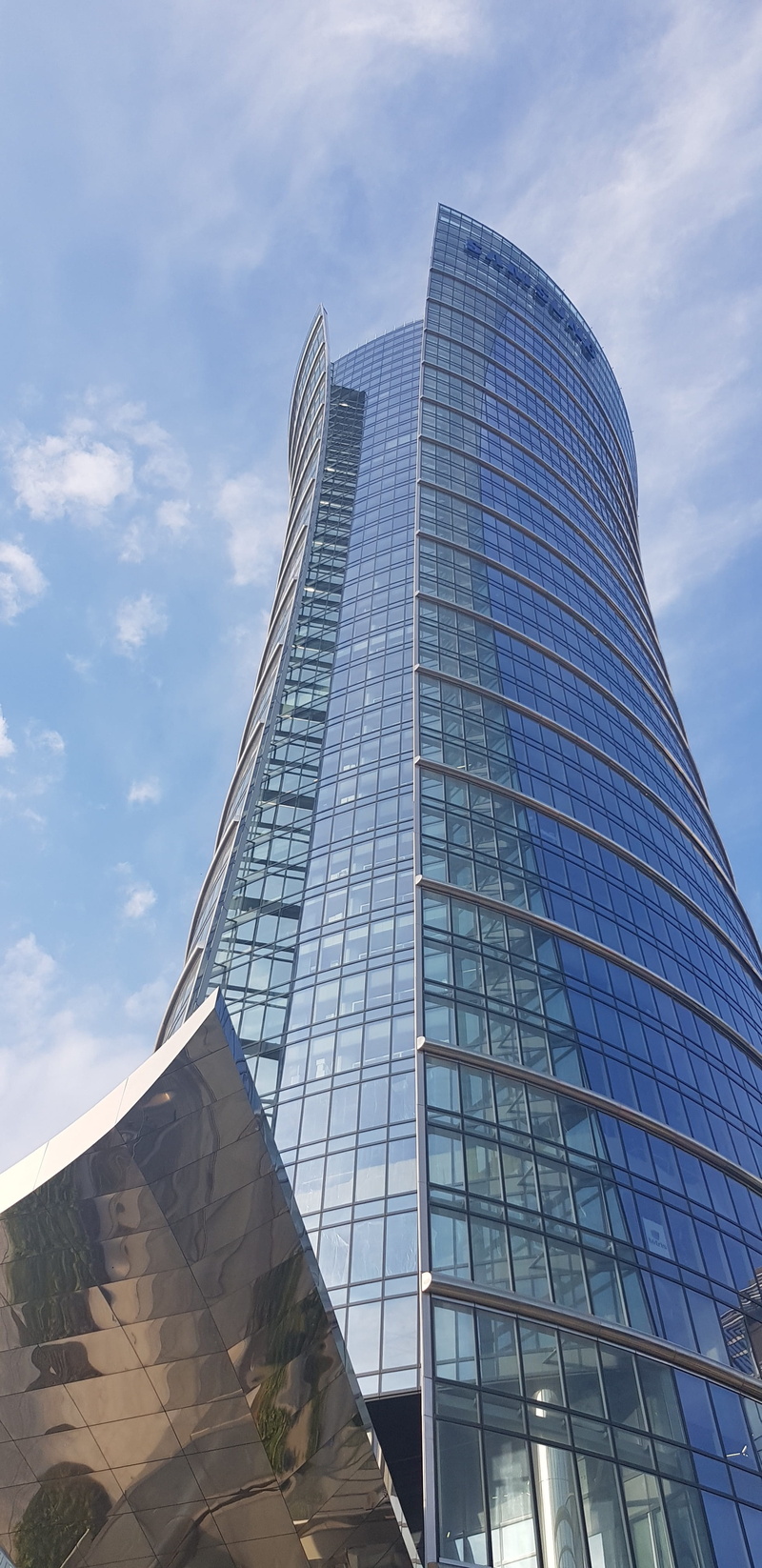 sky, tower, office building exterior, low angle view, built structure, 4K, scraper, clouds, reflection, day, modern, nature, skyscraper, glass - material