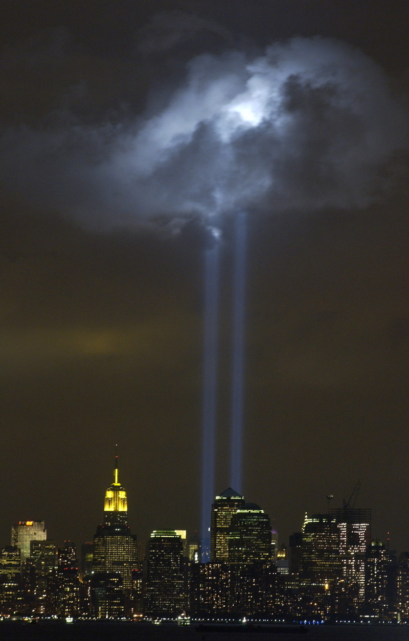 tribute, cloud - sky, 2K, nyc, new, urban, sky, travel destinations, usa, outdoors, built structure, spire, New York City, modern, beams, building, Memorial