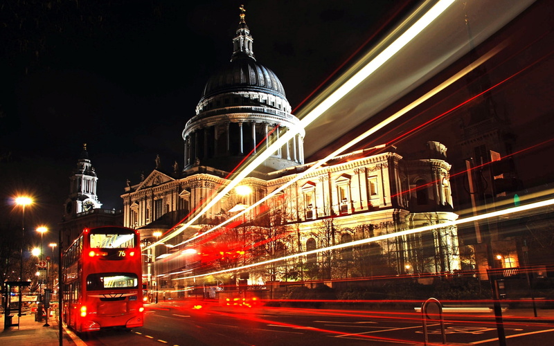 city life, 2K, mode of transportation, illuminated, city, architecture, building exterior, street, bus, built structure, night, road, photography, transportation