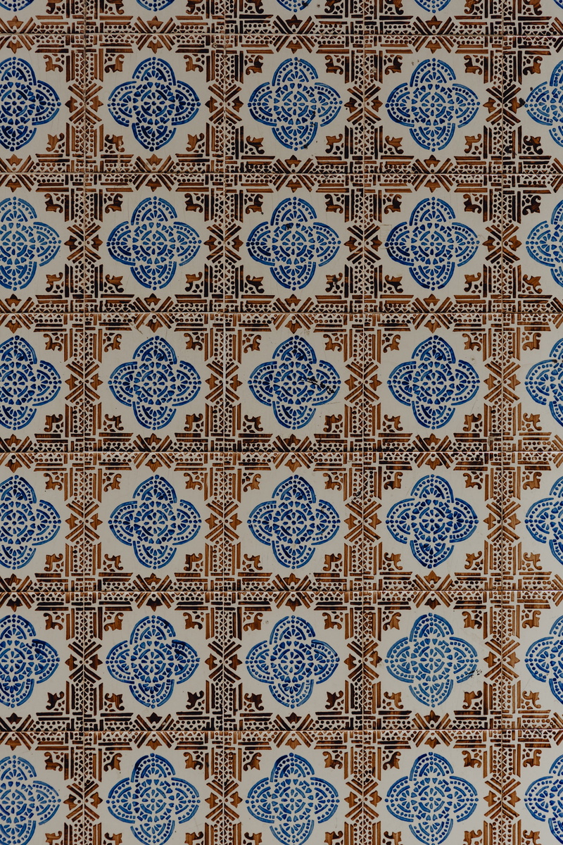 typical, creativity, glazed, tiled floor, repetition, no people, ornate, lisbon, floral pattern, multi colored, shape, backgrounds, tile, background, craft