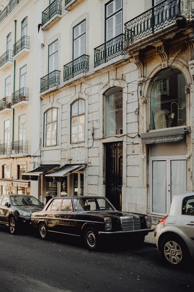 street, architecture, benz, vintage car, outdoors, old timer, auto, land vehicle, no people, old, abandoned, black car, portugal, city, window, residential district