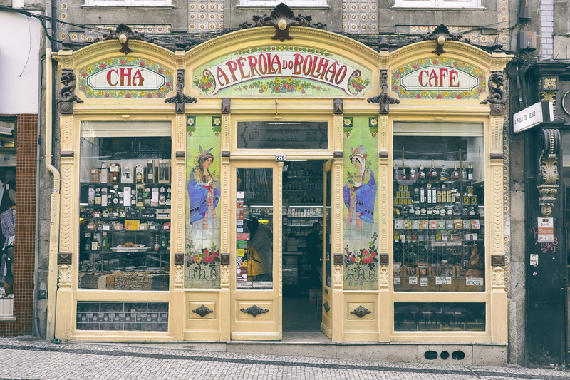 no people, grocery, door, porto, pérola do bolhão, 5K, city, portugal, food, glass - material, text, building exterior, outdoors, entrance, architecture