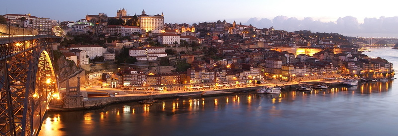 2K, porto invicta night lights ribeira landscape