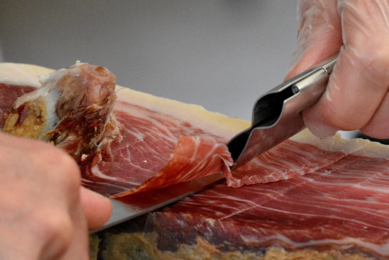 2K, indoors, food, pata negra, ham, red meat, meat, freshness, finger, charcuterie, person, hand, meats, pork, beef, iberian ham, human body part, raw food