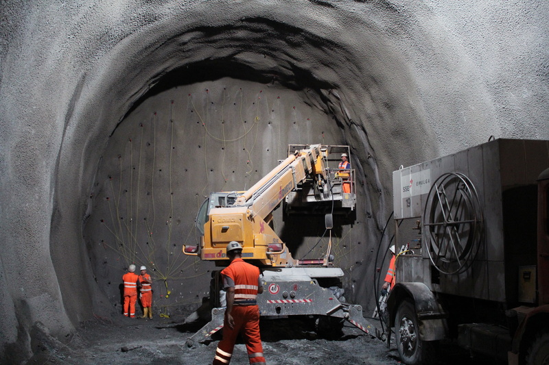 architecture, indoors, warning clothing, yellow, occupation, shotcrete, working, construction worker, men, people, construction workers, machinery, collapse