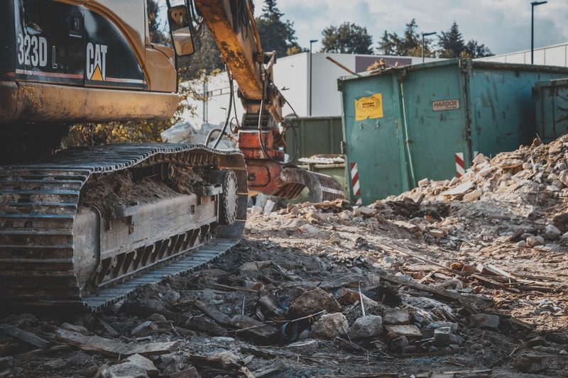 strip off, damaged, 5K, transportation, day, metal, rusty, decline, outline, demolish, construction industry, break down, construction site, ruined, mode of transportation