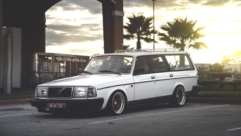 mode of transportation, car, tropical climate, built structure, motor vehicle, 1080P, old school wheels, land vehicle, nature, plant, Volvo, outdoors