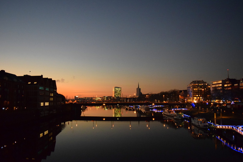 illuminated, panoramic, dusk, river, travel destinations, Bremen, famous Place, nature, cityscape, building, Weser, ships, water, Sunset, urban Scene, architecture