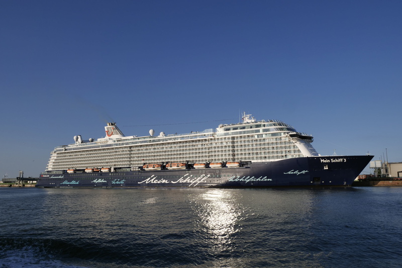 outdoors, copy space, day, tui cruises, nature, seafaring, transportation, cruise ship, water, sunset, mein schiff 3, recovery, bremerhaven, vacations
