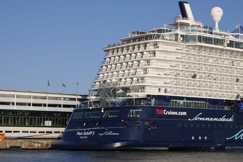 vacations, bremerhaven, city, architecture, maritime, weser, sea, sky, cruise ship, tui cruises, building exterior, built structure, mein schiff 3, recovery