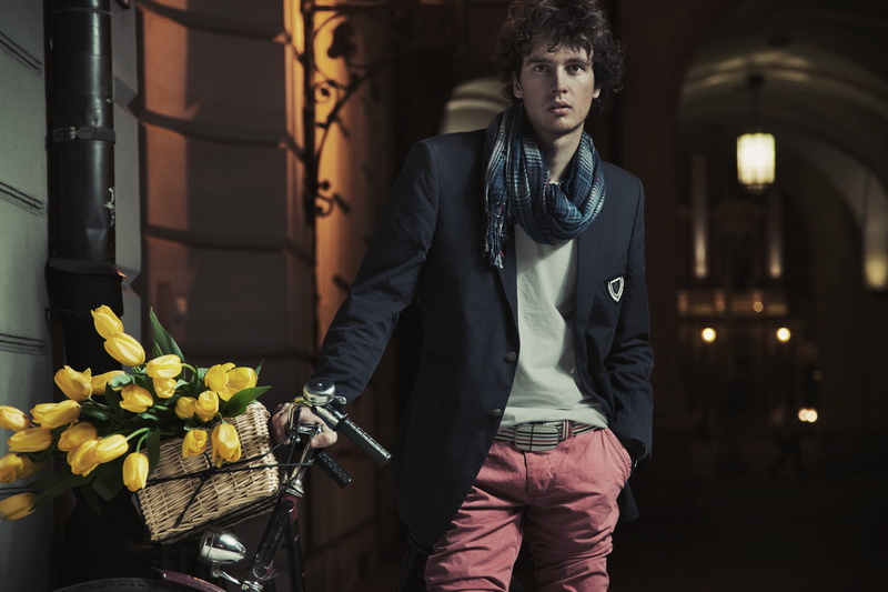 leather jacket, clothing, leisure activity, young men, jacket, young adult, real people, lifestyles, suit, arch, men, front view, flowering plant, leather
