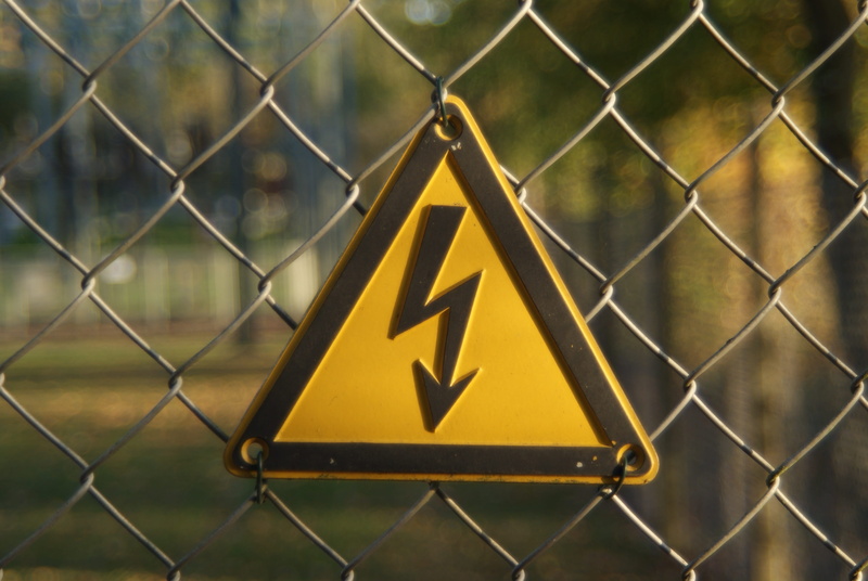 security, shape, high voltage, risk, boundary, warnschild, energy, focus on foreground, communication, chainlink fence, 4K, road, close-up, warning sign
