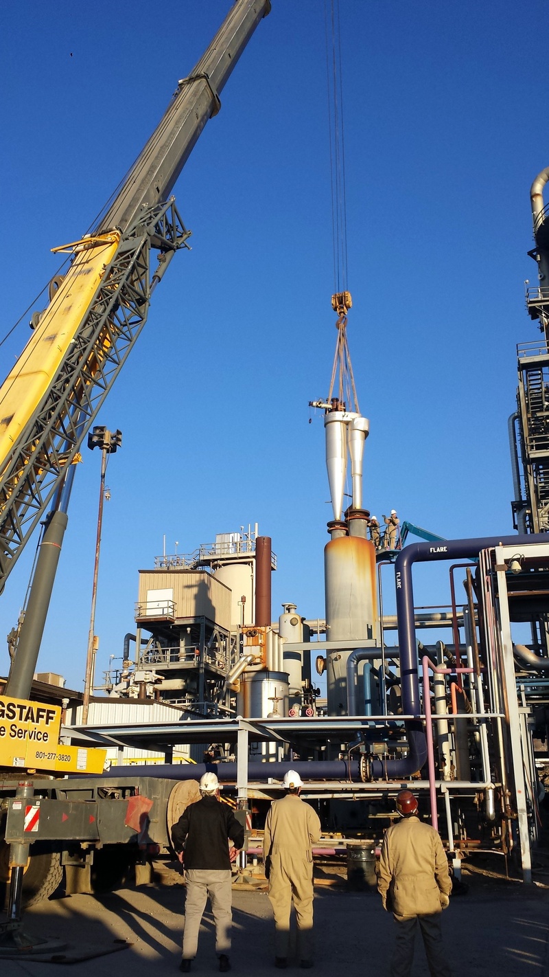 refine, clear sky, nature, freight transportation, construction industry, sky, crane - construction machinery, outdoors, rig, oil rig, occupation, day