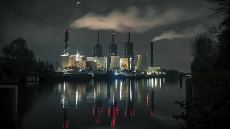 industrial plant, no people, waterway, pollution, outdoors, built structure, fuel and power generation, chimney, smoke - physical structure, industry, mirroring