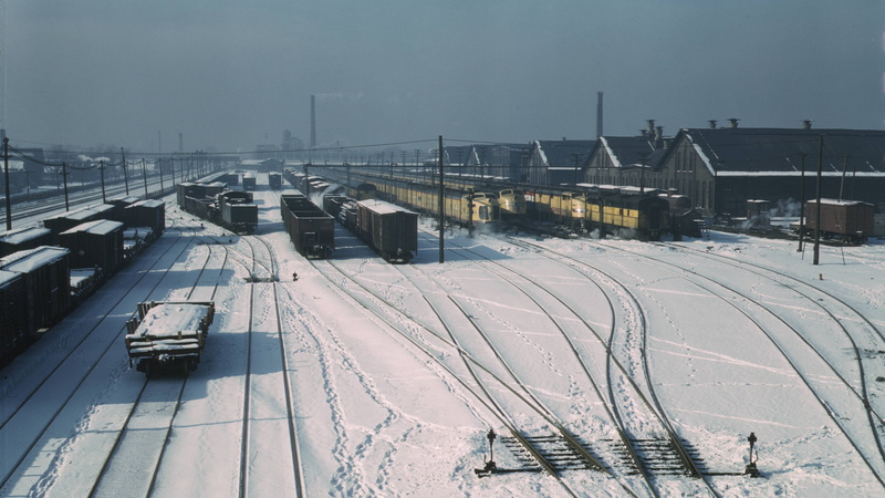 architecture, land vehicle, transportation, railway, no people, built structure, day, railyard, mode of transportation, freight train, nature, outdoors