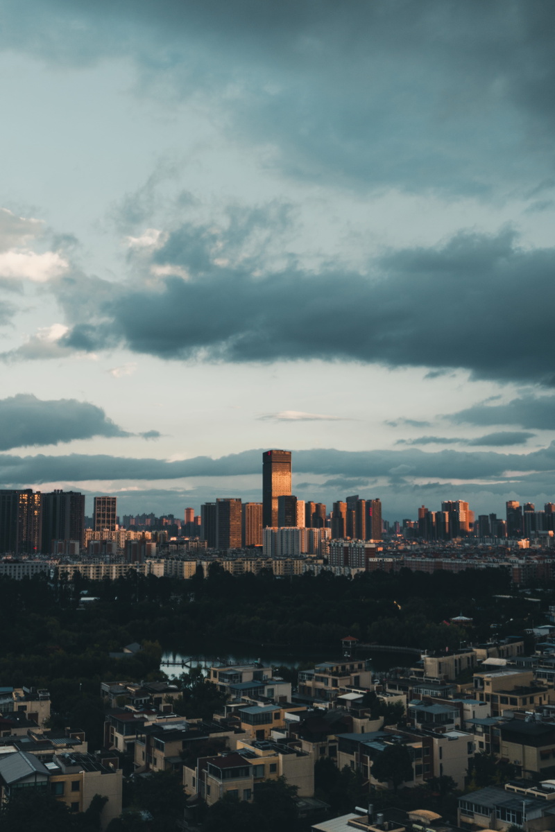 cloud, crowded, urban, buildings, day, photography, architecture, sunset, rooftop, rise, block, crowd, cloud - sky, townscape, overcast, city life, sunlight
