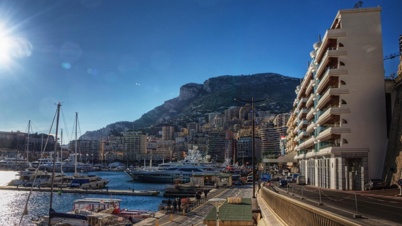 waterfront, highrise, monaco, body, nature and landscapes, sunny, buildings, yacht, city, 1080P, mountain, water