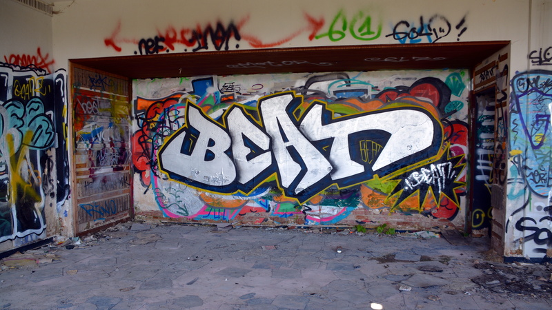messy, outdoors, wall, art and craft, multi colored, paint, 5K, spray paint, western script, pforphoto, human representation, text, architecture, factory