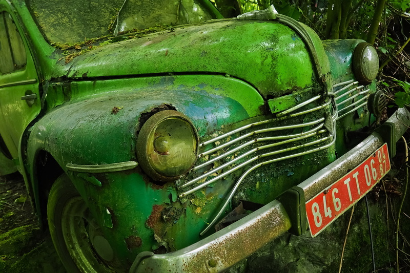 transportation, abandoned, car wreck, memory, pkw, obsolete, history, renault, antique, deterioration, no people, mood, rust, nature, motor vehicle, neglected