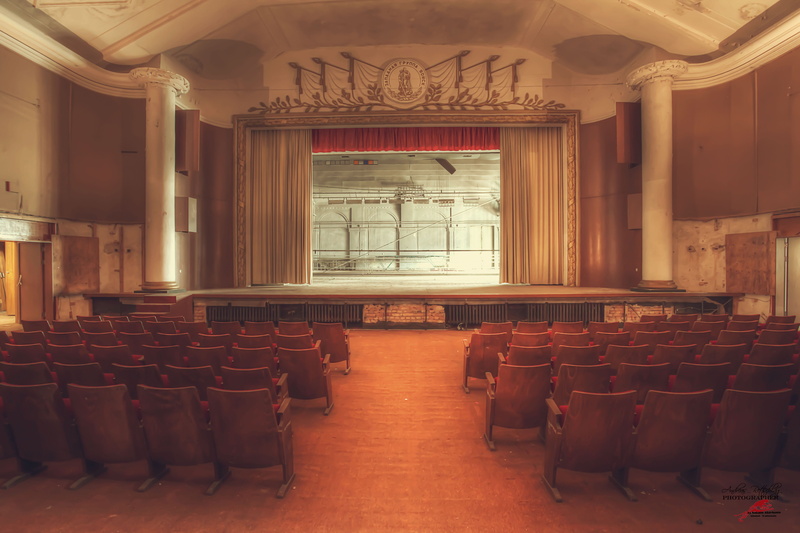 wild, movie theater, lost places, chair, health resorts, ailing, old, auditorium, side by side, order, built structure, empty, abandoned, ceiling, lung healing institution