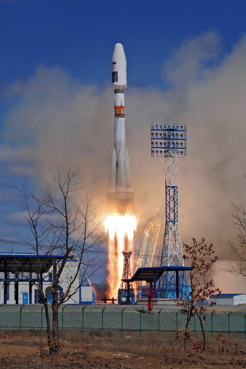water, science, smoke - physical structure, industry, technology, rocket, nature, Vostochny Cosmodrome, motion, outdoors, Soyuz, sky, Roscosmos, air vehicle