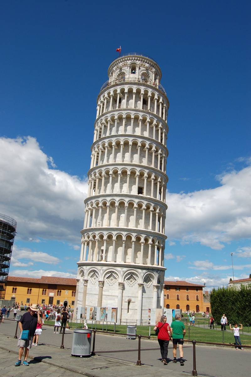 group of people, building exterior, columnar, leaning tower, ancient civilization, history, built structure, large group of people, tower, italy, women