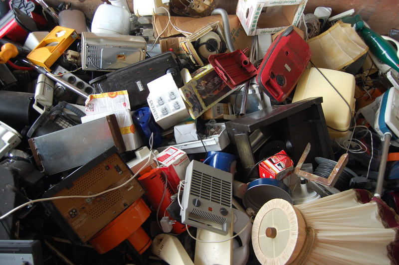 day, Away, near, plastic, 2K, full frame, recycling, past, cabinet, beige, Lamps, large group of objects, electrical equipment, no people, demolition