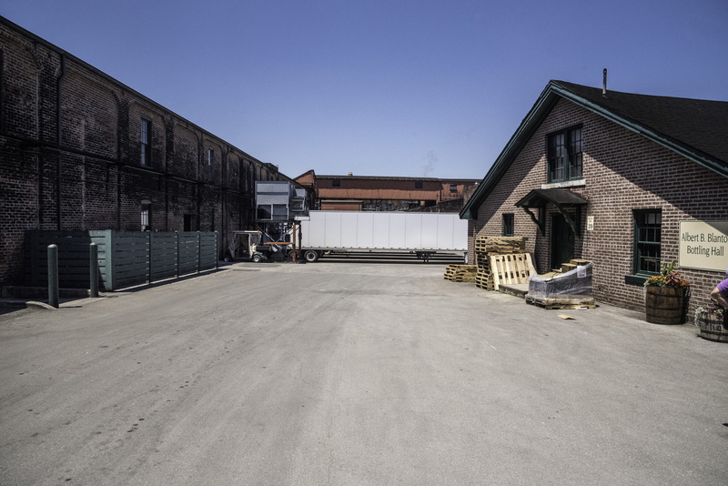 distillery, city, no People, 5K, residential district, pavement, Buildings, Buffalo Trace Distillery, house, building, old, sunlight, buffalo, cold temperature