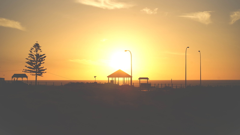 2K, sunlight, lamp posts, agriculture, tranquility, sky, lens flare, no people, sunset, beauty in nature, house, photo, sun, architecture, built structure