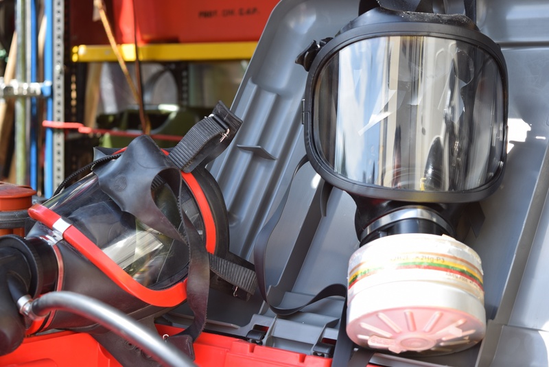 mask, fuel and power generation, filling, fossil fuel, pipe - tube, close-up, gas station, fuel pump, metal, gas mask, oil industry, 2K, refueling, no people