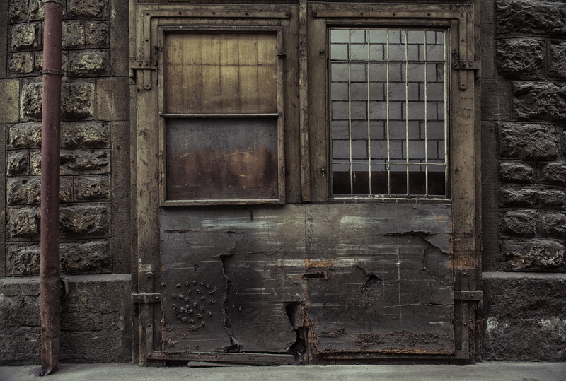 architecture, outdoors, bare, rusted, no people, goal, day, closed, destruction, old, wood, 2K, wood - material, structure, wall - building feature, safety