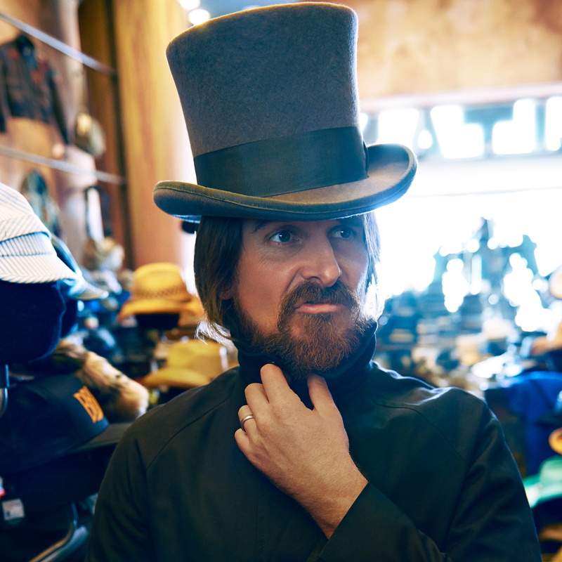 beard, closeup, bokeh, Esquire, humor, Christian Bale, face, hat, grimace, photographer, Peggy Sirota, 1080P