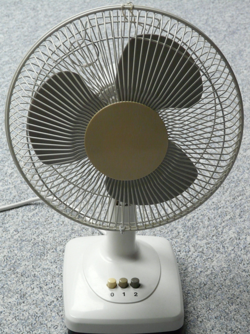 rotor, rotor blades, blow, turn, climate, circulation, table, still life, grid, metal, shape, white, fan, black color, day, no people, indoors, circle
