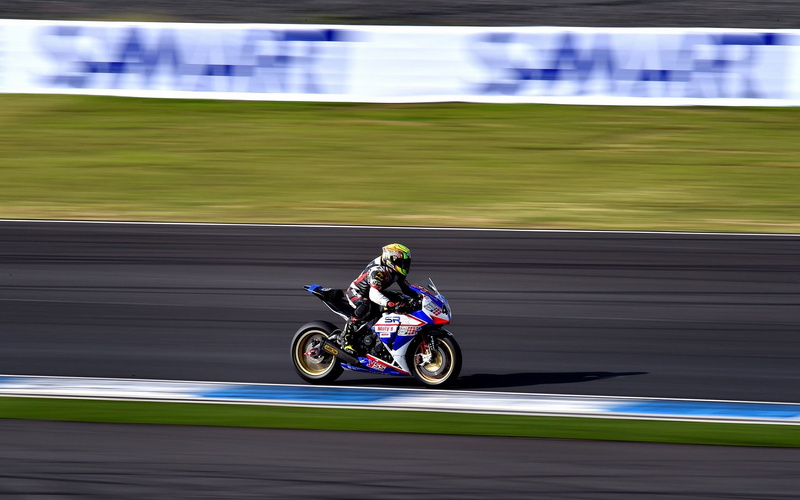 headwear, road, full length, land vehicle, day, ride, mode of transportation, 1080P, sport, riding, Moto GP, outdoors, motion, speed, crash helmet, real people