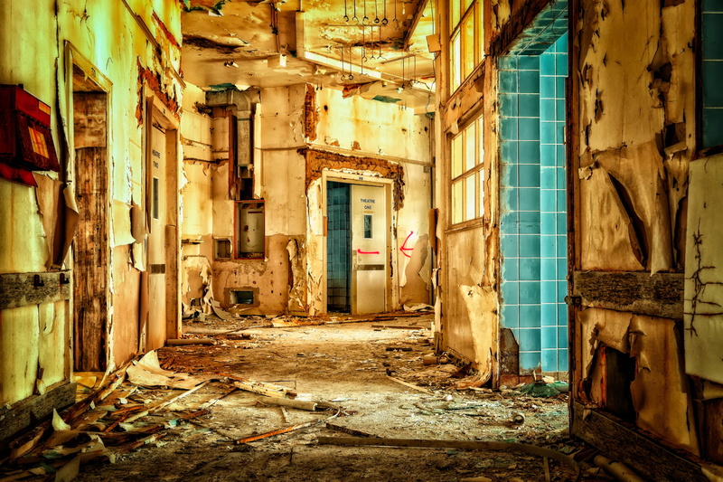 damaged, broken, lost places, ailing, the way forward, house, abandoned, pathway, forgotten places, buildings, outdoors, 5K, run down, deterioration, built structure