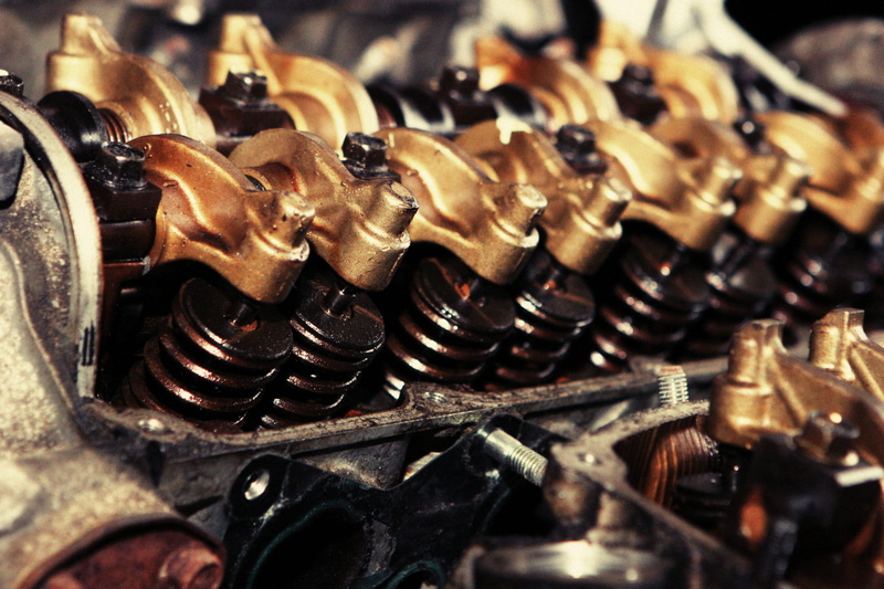 selective focus, obsolete, block, abundance, close-up, high angle view, number, 2K, backgrounds, engine, full frame, still life, machine part, metal, machinery