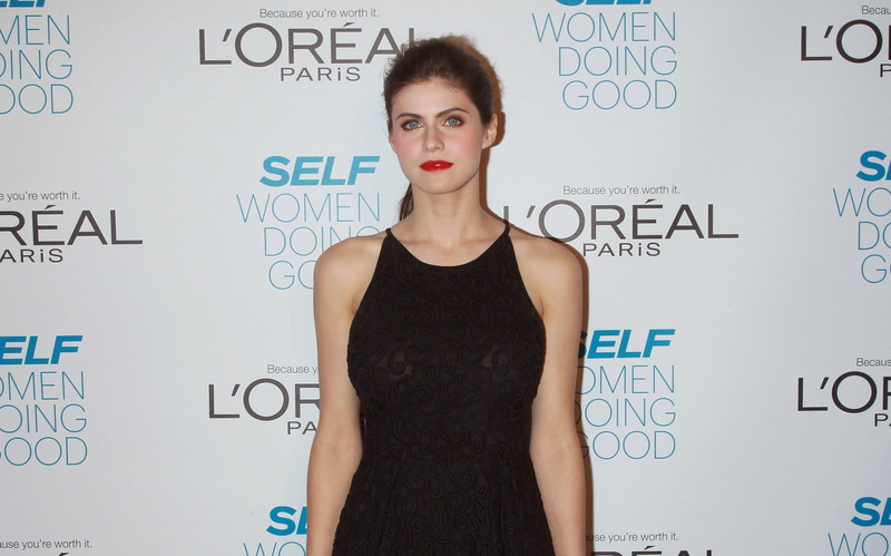 standing, confidence, adult, number, one person, mathematics, waist up, alexandra daddario theme background images, indoors, looking at camera, beauty