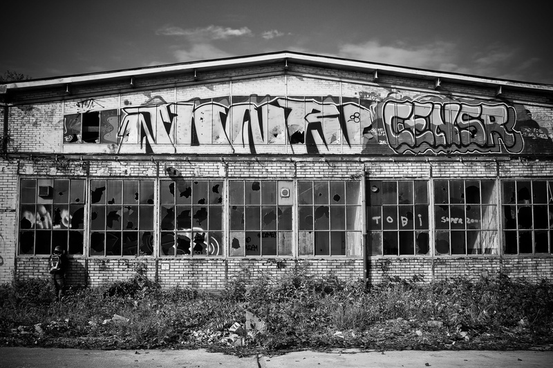 black white, dirt, transience, maschinenhalle, forget, black and white, stainless, ruin, past, masonry, sky, chimney, facade, destruction, break up, entrance