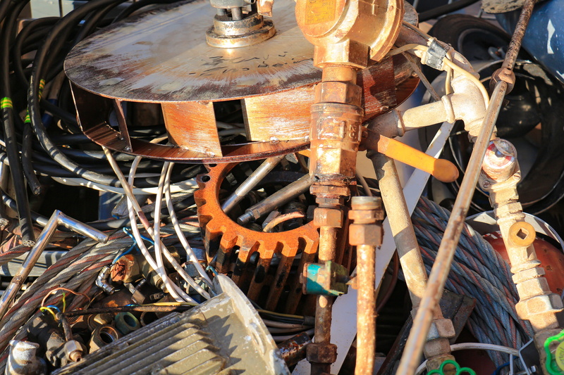 obsolete, no people, land vehicle, deterioration, abandoned, 5K, gears, recycling, industrial, transportation, sunlight, scrap, junkyard, wheel, damaged