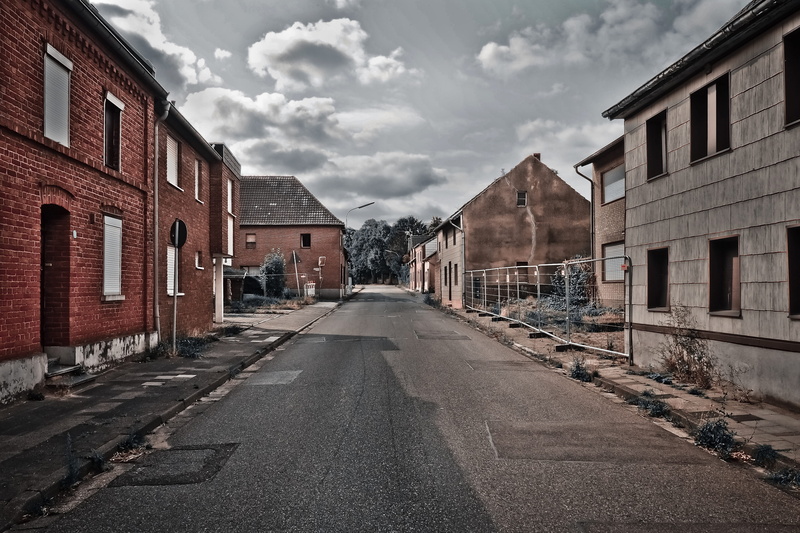 ailing, 4K, immerath, dilapidated, nature, sky, long, row house, old, building exterior, houses, landscape, direction, abandoned, outdoors, street, house