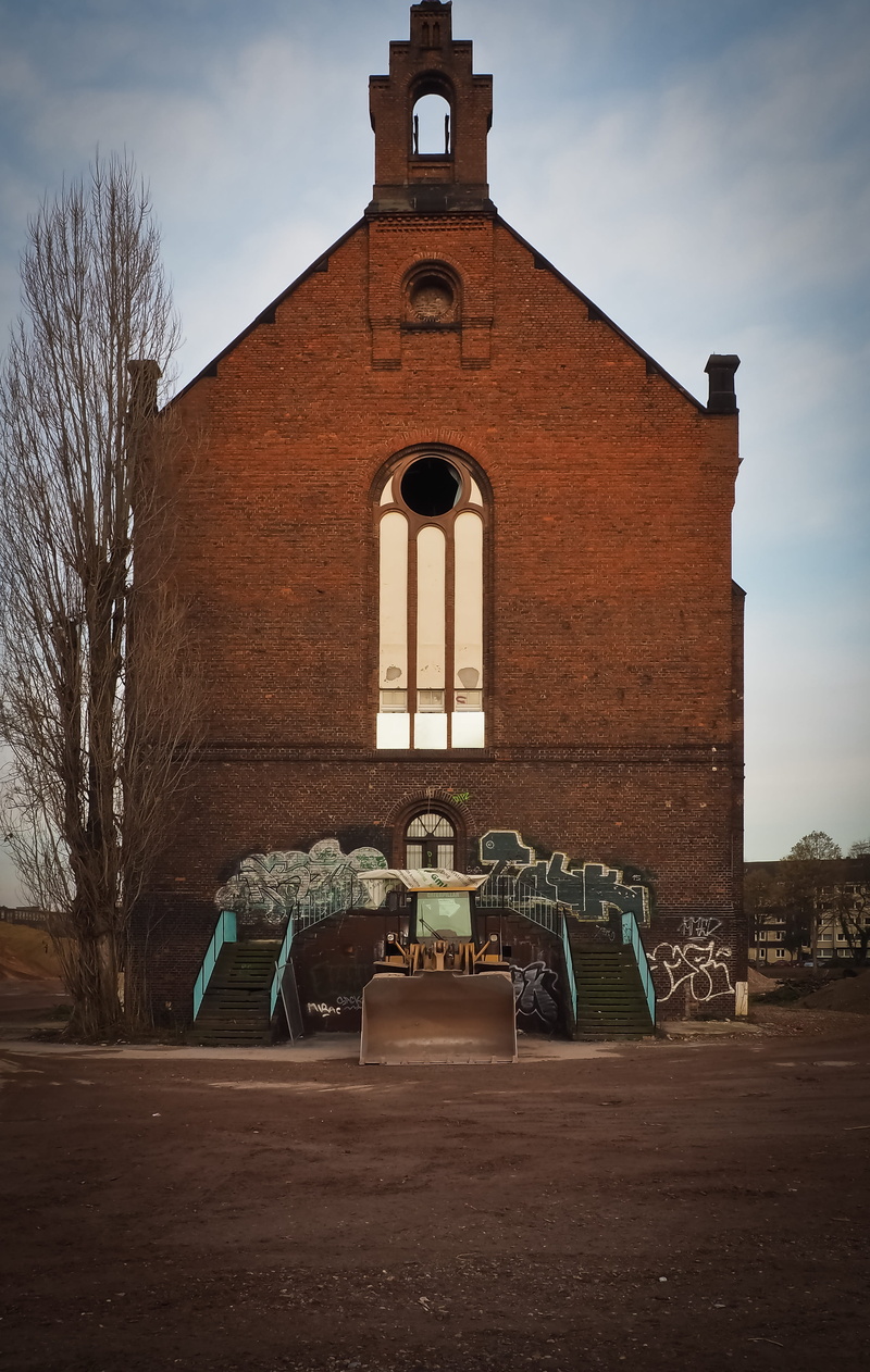 passed, pforphoto, excavators, religion, transience, forget, break up, shabby, old building, no people, ailing, lapsed, built structure, bare tree, arch