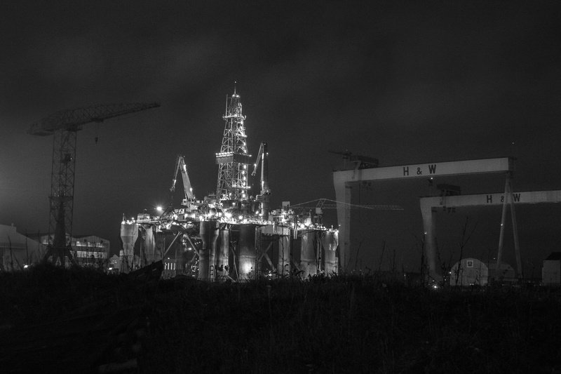 christmas tree, Shipyard, outdoors, travel, northern, ireland, christmas, Oil, 5K, nature, titanic, night, grayscale, Belfast, oil, wolff, illuminated