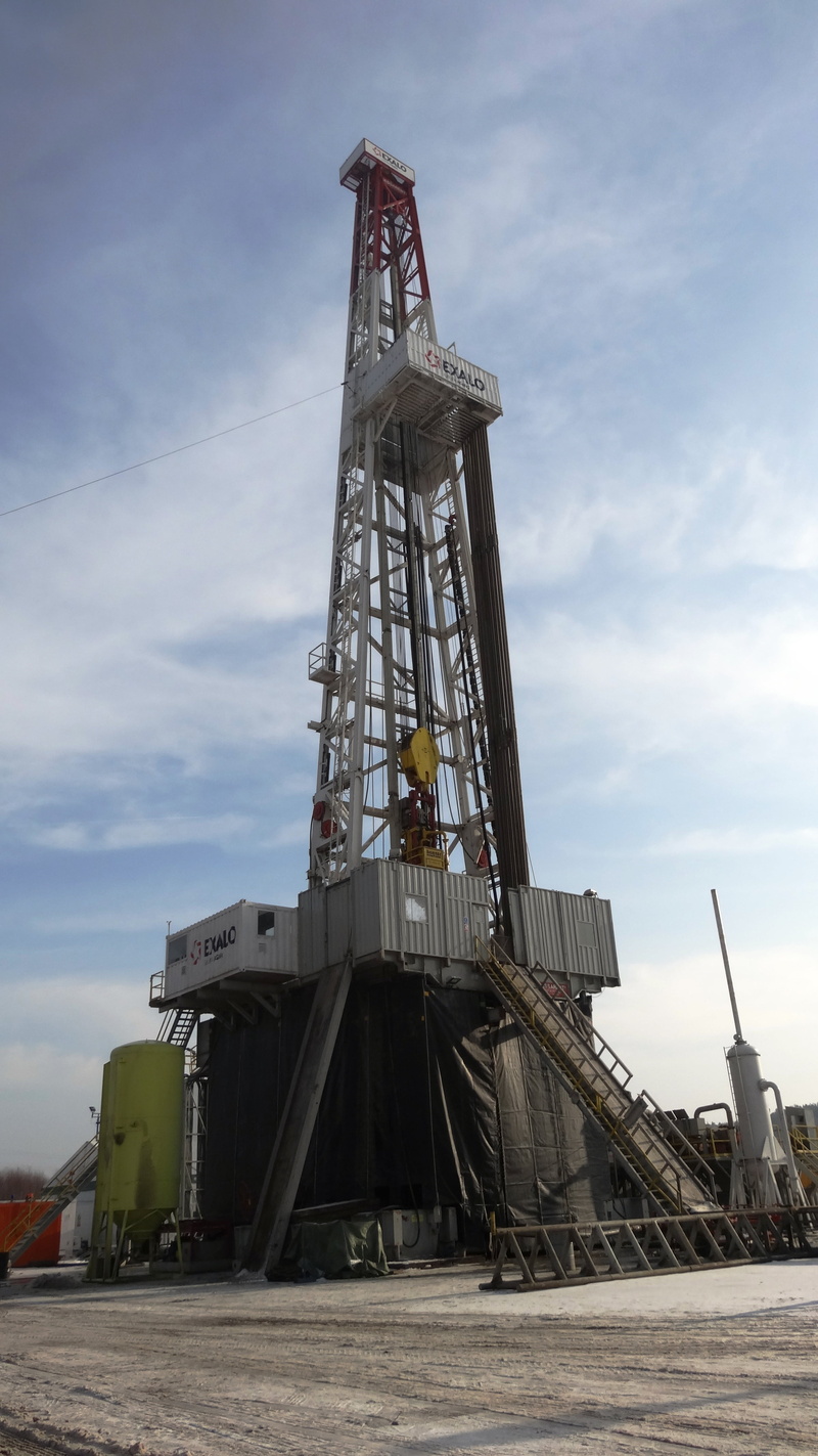 cloud - sky, outdoors, metal, nature, drilling rig, built structure, crane - construction machinery, tall - high, machinery, search, construction site